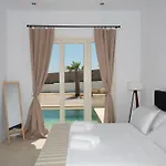 Kır Evi Adyton Mykonos Luxury & Pools *