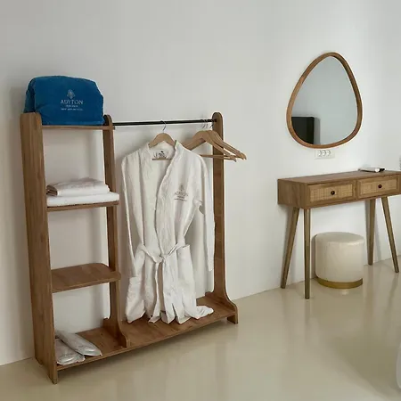 Adyton Mykonos Luxury & Pools *