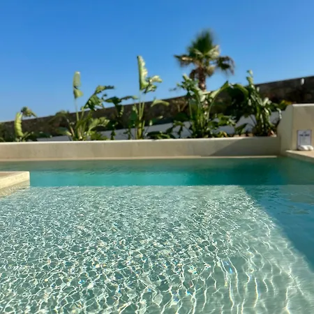 Lantställe Adyton Mykonos Luxury & Pools