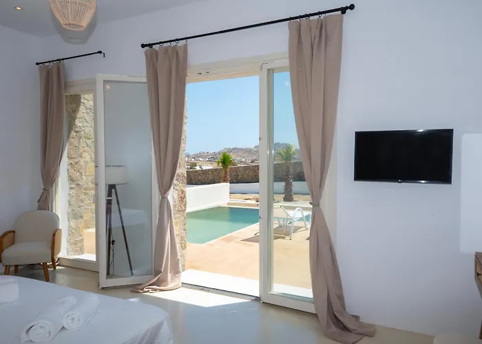Landhuis Adyton Mykonos Luxury & Pools