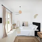 Adyton Mykonos Luxury & Pools