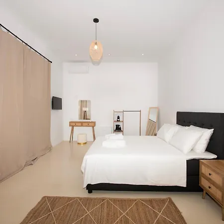 Εξοχικό σπίτι Adyton Mykonos Luxury & Pools *