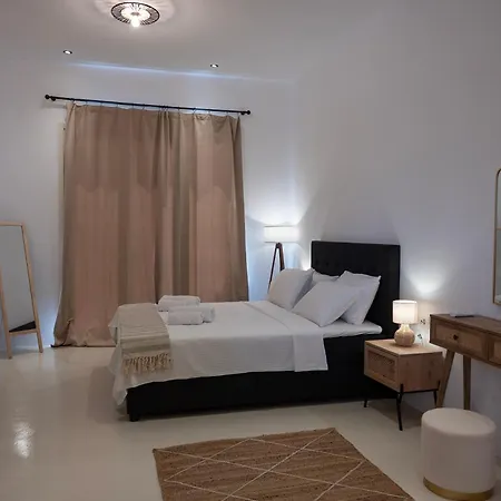 Adyton Mykonos Luxury & Pools *